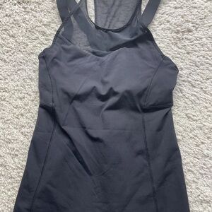Lululemon Running In The City Tank Color Black Size 4